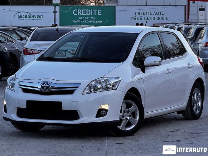 Toyota Auris 2012 doar la InterAuto