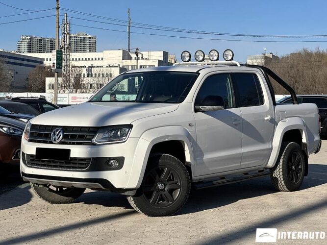 Volkswagen Amarok 2015 doar la InterAuto
