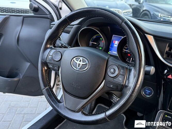 toyota Auris 2017