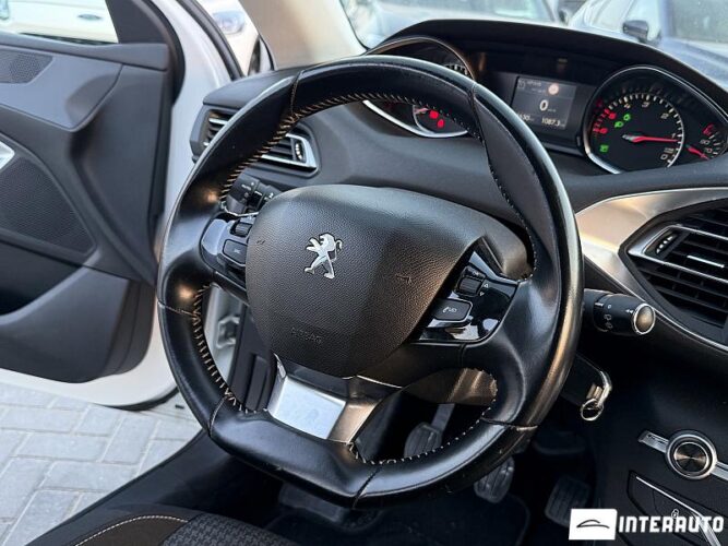 peugeot 308 2018