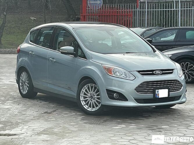 Ford C-MAX 2013 doar la InterAuto
