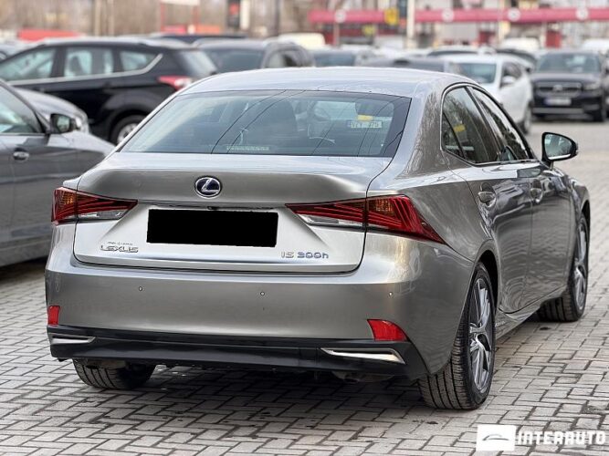 lexus IS 300h 2018