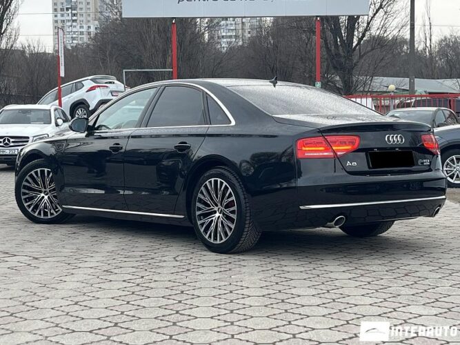 audi A8 2011