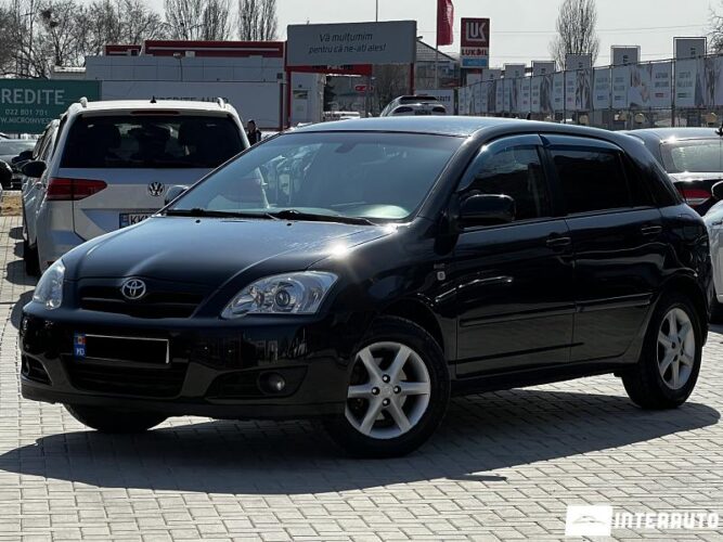 Toyota Corolla 2005 doar la InterAuto