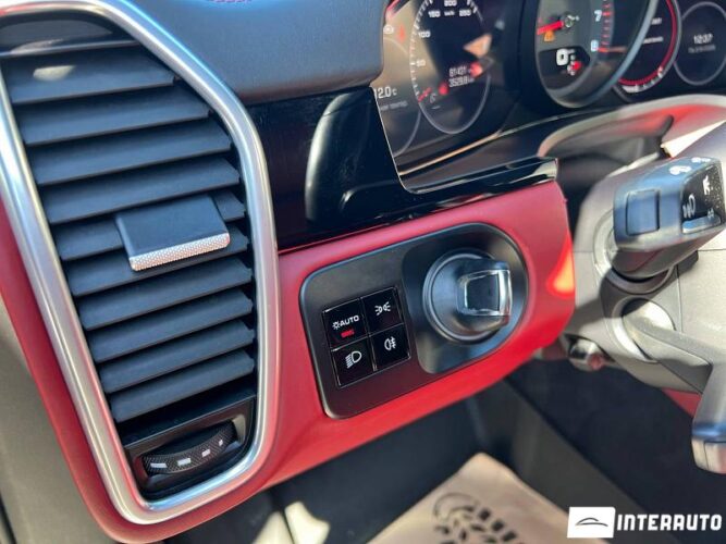 porsche Cayenne 2019