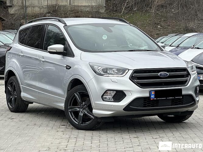 Ford Kuga 2018 doar la InterAuto