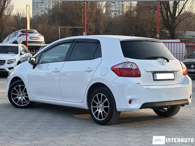 toyota Auris 2010