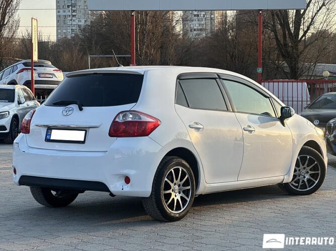 toyota Auris 2010