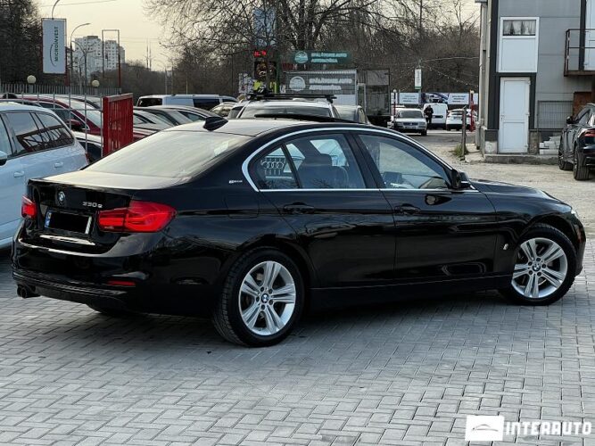 bmw 330E 2018