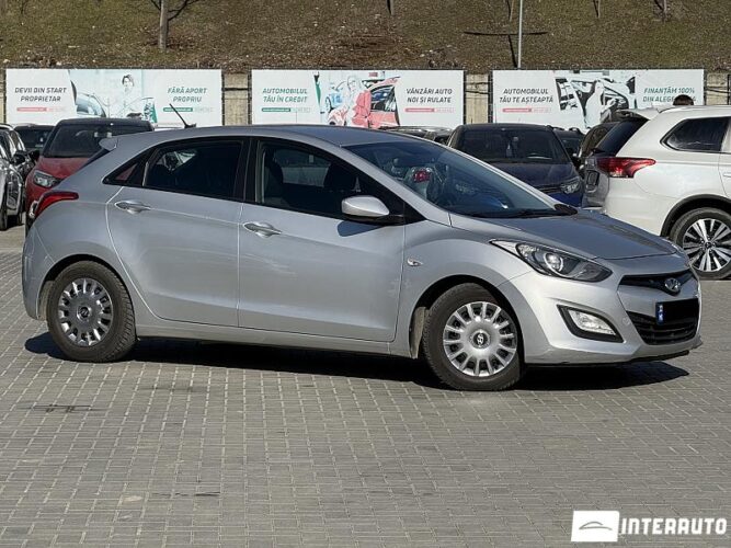 Hyundai i30 2013 doar la InterAuto