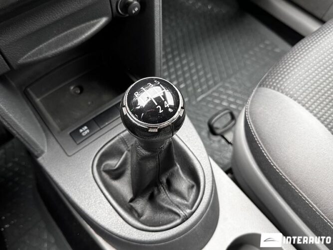 volkswagen Caddy 2010