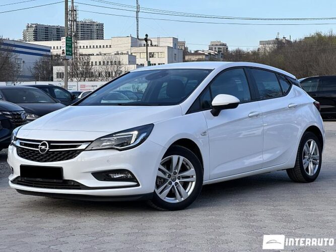 Opel Astra 2017 doar la InterAuto