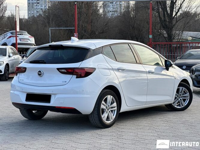 opel Astra 2017