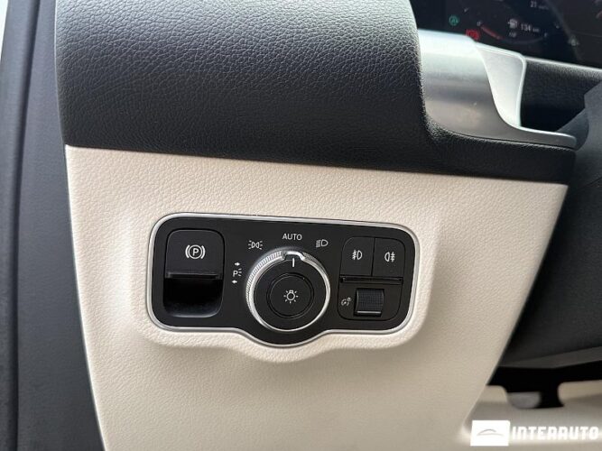 mercedes GLB 250 2020