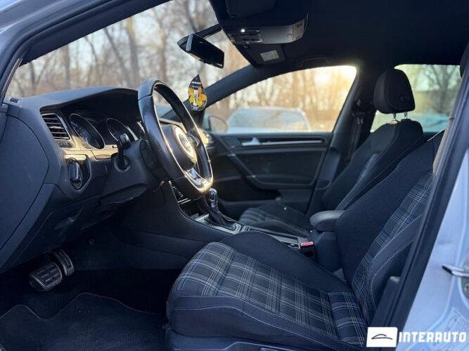 volkswagen Golf GTE 2015