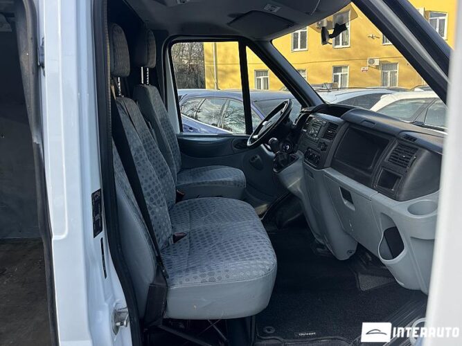ford Transit 2011