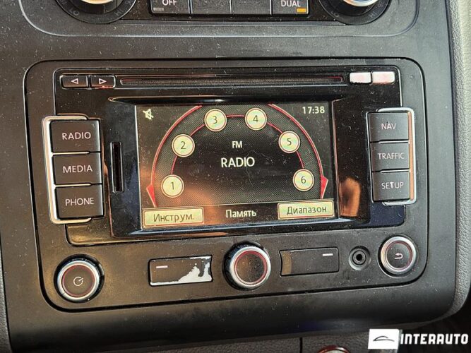 volkswagen Touran 2011