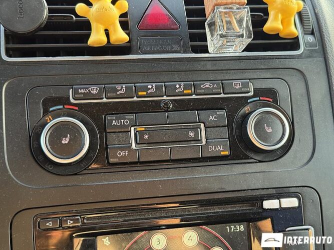 volkswagen Touran 2011