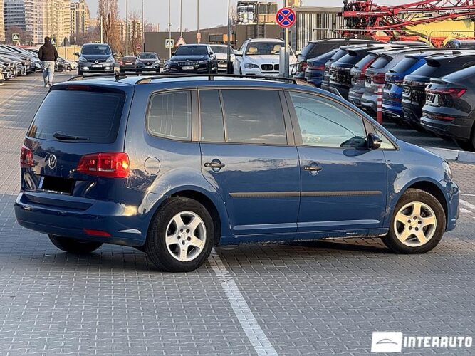 volkswagen Touran 2011