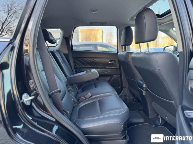 mitsubishi Outlander 2016