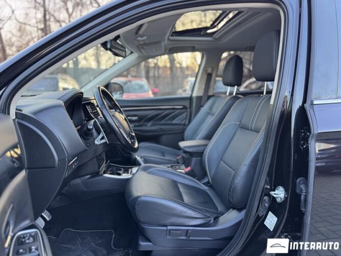 mitsubishi Outlander 2016