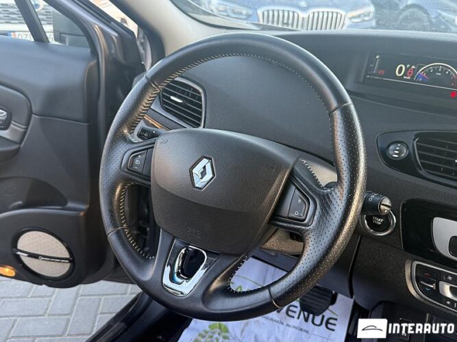 renault Grand Scenic 2015