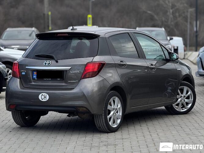 toyota Yaris 2016