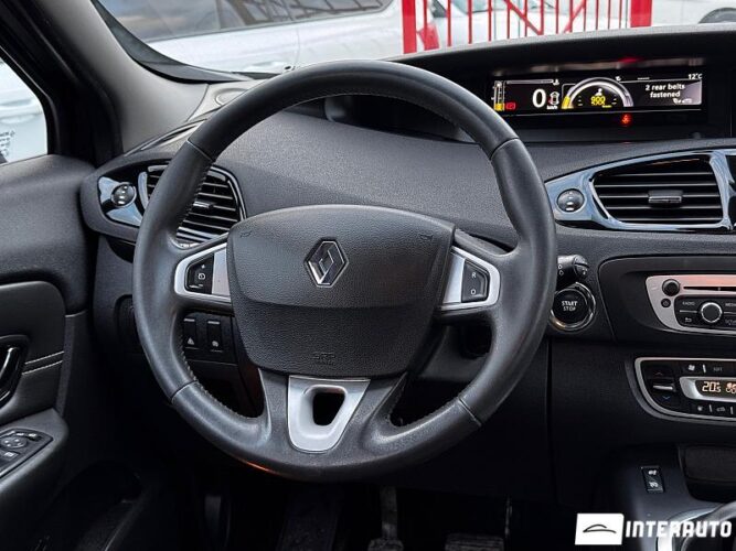 renault Scenic 2012