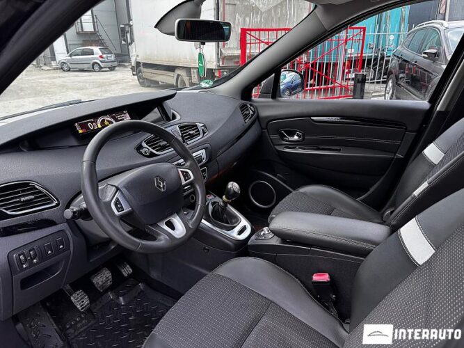 renault Scenic 2012