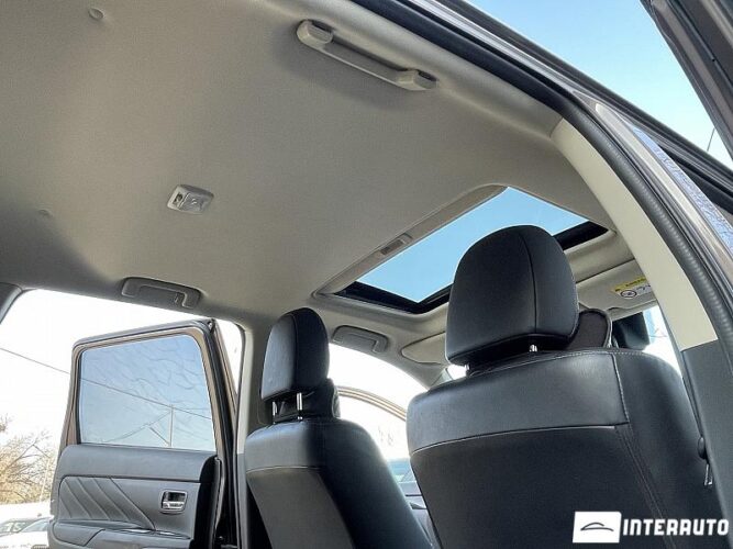 mitsubishi Outlander 2015