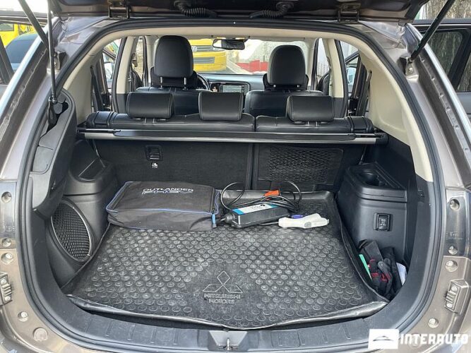 mitsubishi Outlander 2015