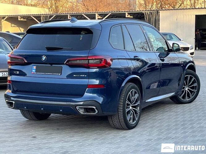 bmw X5 4.5e 2021