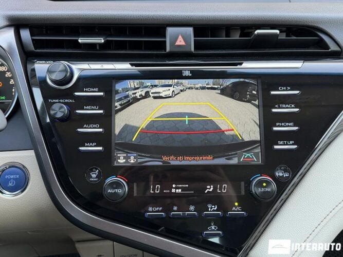 toyota Camry 2019