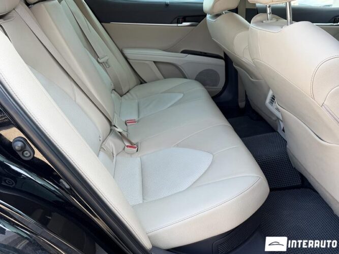 toyota Camry 2019