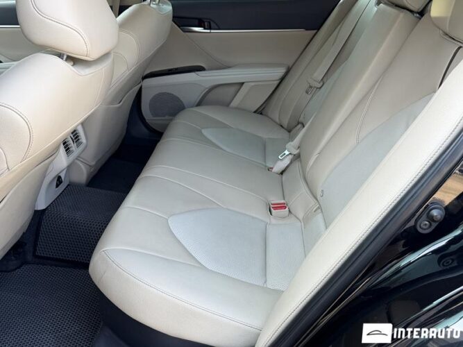 toyota Camry 2019