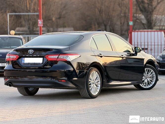 toyota Camry 2019