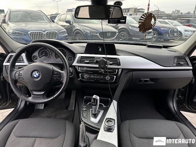 bmw 318 2017