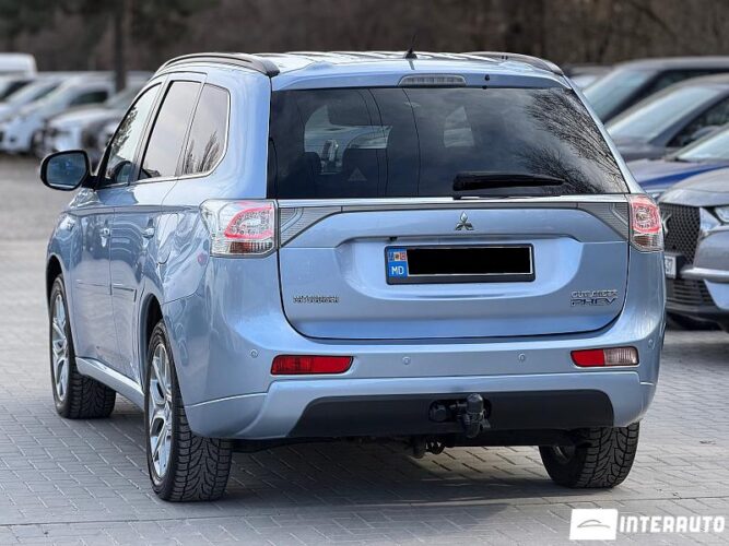 mitsubishi Outlander 2013