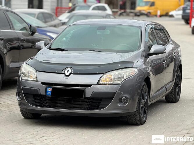 Renault Megane 2010 doar la InterAuto
