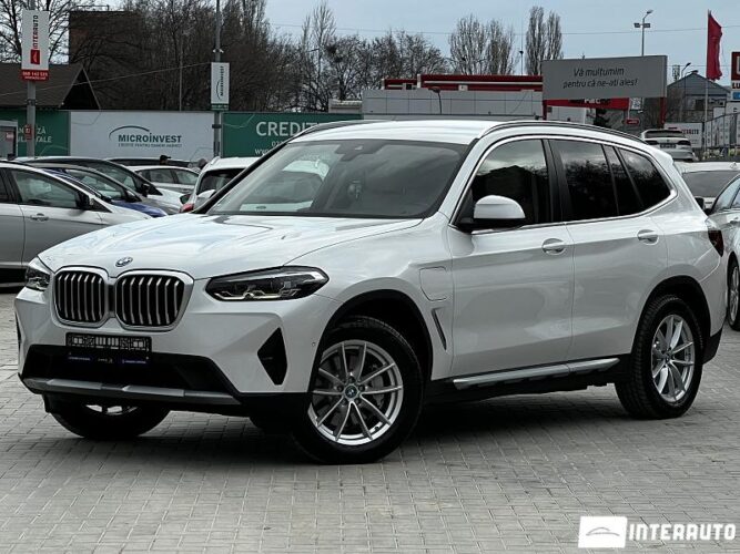 BMW X3 3.0e 2022 doar la InterAuto