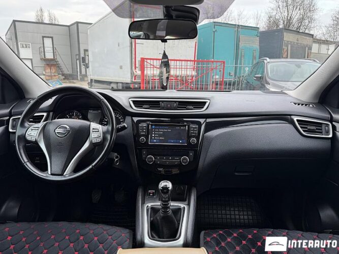 nissan Qashqai 2015