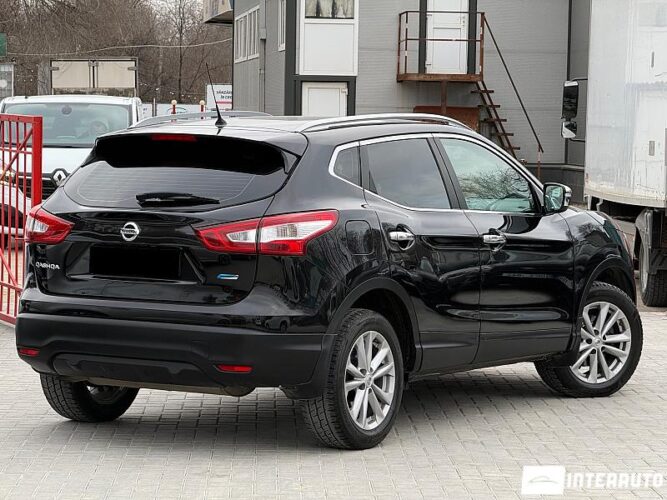 nissan Qashqai 2015