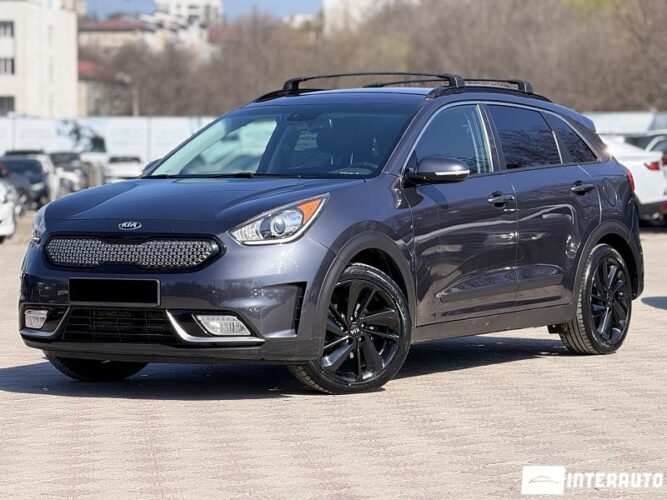 Kia Niro 2018 doar la InterAuto