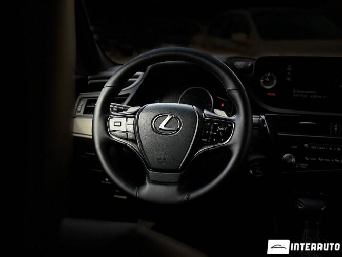 lexus ES 300h 2022