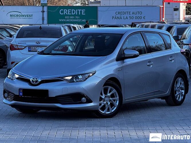 Toyota Auris 2016 doar la InterAuto