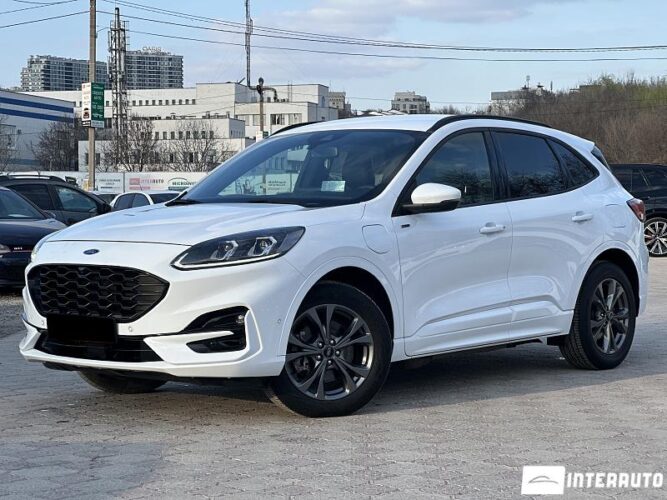 Ford Kuga 2020 doar la InterAuto