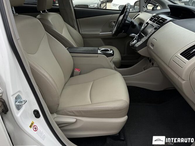 toyota Prius Plus / V 2014