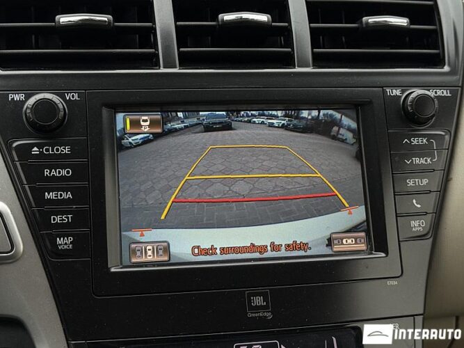 toyota Prius Plus / V 2014