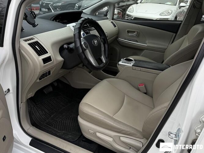 toyota Prius Plus / V 2014