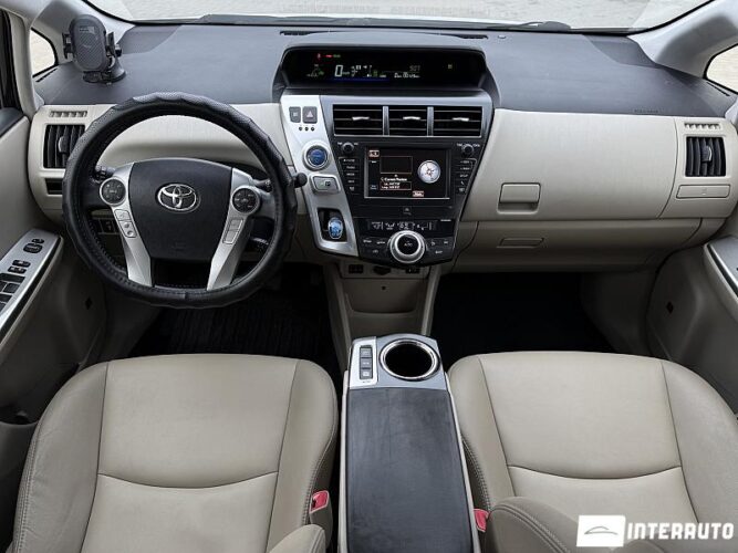 toyota Prius Plus / V 2014